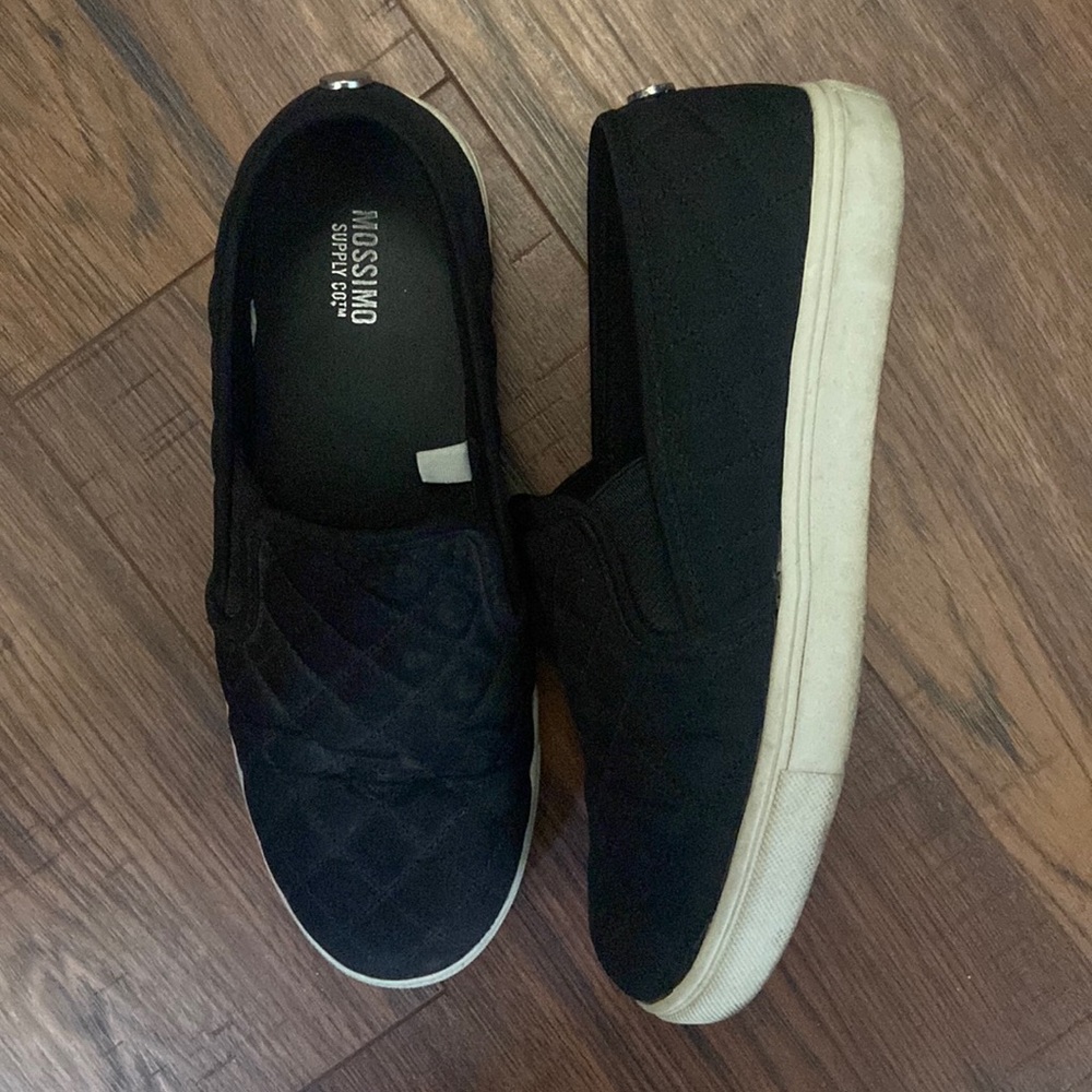 Slip ons